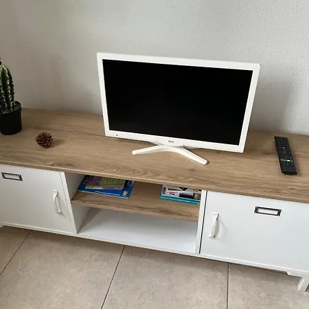 Appartamento F2 Moderne, Proche Gare, Terrasse Et Parking Prive