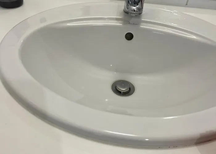 F2 Moderne, Proche Gare, Terrasse Et Parking Prive * Perpignan