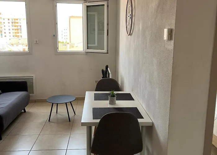 Appartamento F2 Moderne, Proche Gare, Terrasse Et Parking Prive *