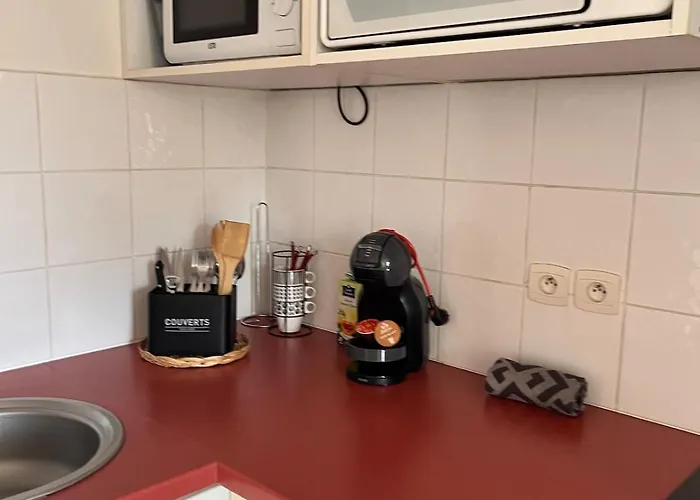 F2 Moderne, Proche Gare, Terrasse Et Parking Prive Perpignano