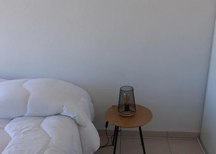 F2 Moderne, Proche Gare, Terrasse Et Parking Prive Perpignano