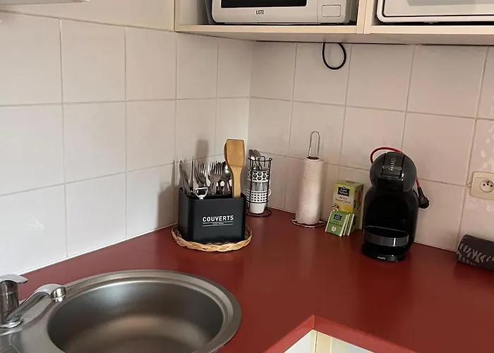 Appartamento F2 Moderne, Proche Gare, Terrasse Et Parking Prive *